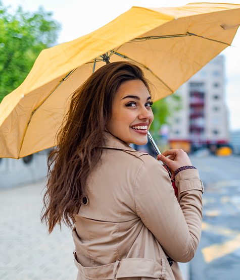 ¡Dile adiós al frizz por la lluvia y revive tu Peloestima con Batiste!